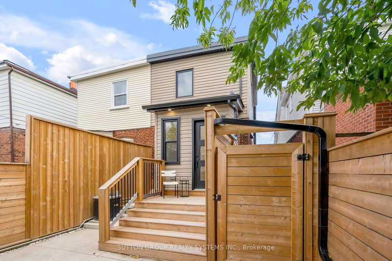 170 Prescott Ave  Toronto, M6N 3H1 | Image 35