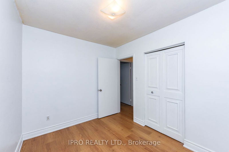 41 Sherwood Cres  Brampton, L6X 2C9 | Image 18