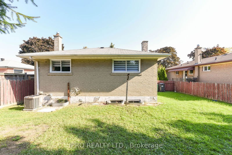 41 Sherwood Cres  Brampton, L6X 2C9 | Image 40