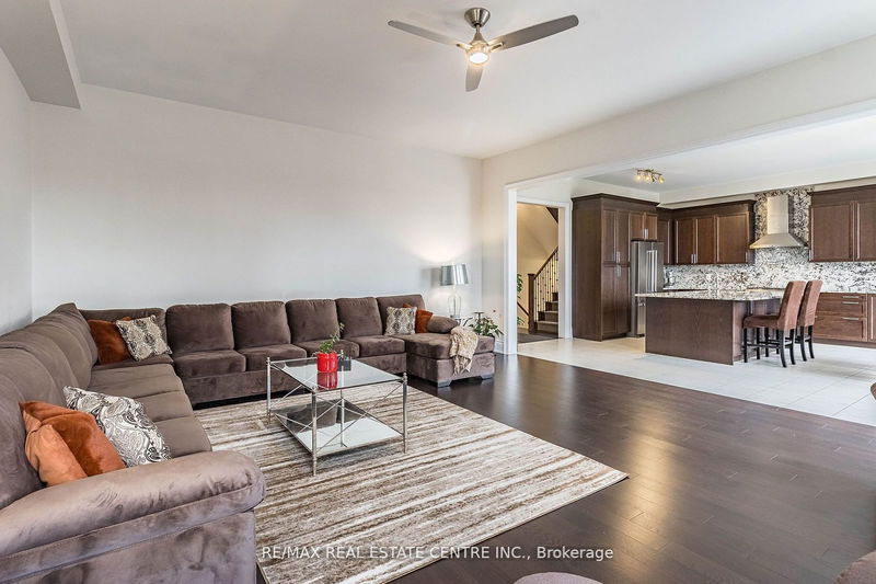 35 Arthur Griffin Cres  Caledon, L7C 4E9 | Image 10