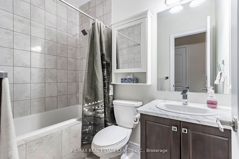 35 Arthur Griffin Cres  Caledon, L7C 4E9 | Image 21