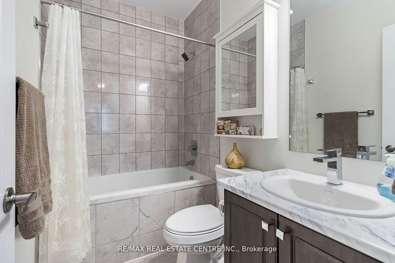 35 Arthur Griffin Cres  Caledon, L7C 4E9 | Image 23