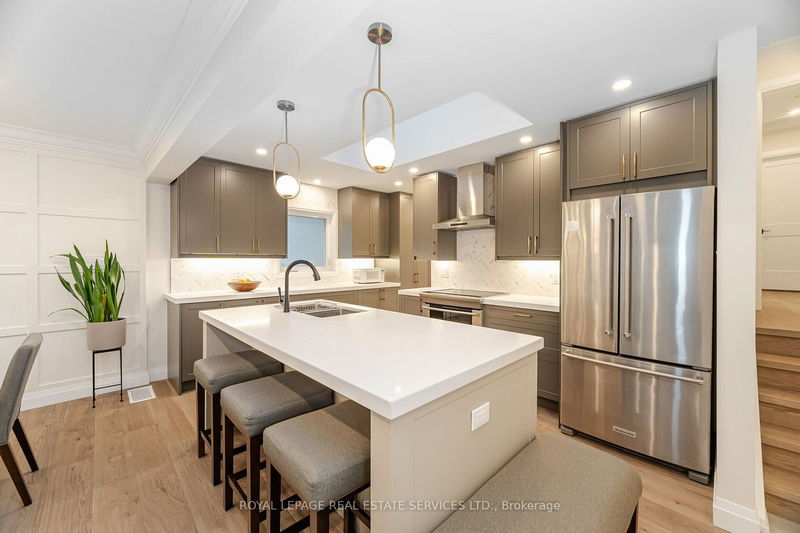 51 Tromley Dr  Toronto, M9B 5Y7 | Image 13