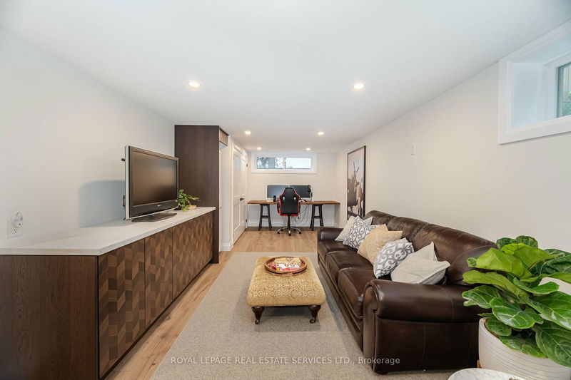 51 Tromley Dr  Toronto, M9B 5Y7 | Image 30