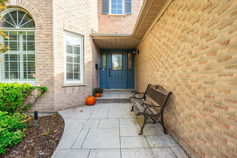 4268 MILLCROFT PARK Dr  Burlington, L7M 4J6 | Image 3