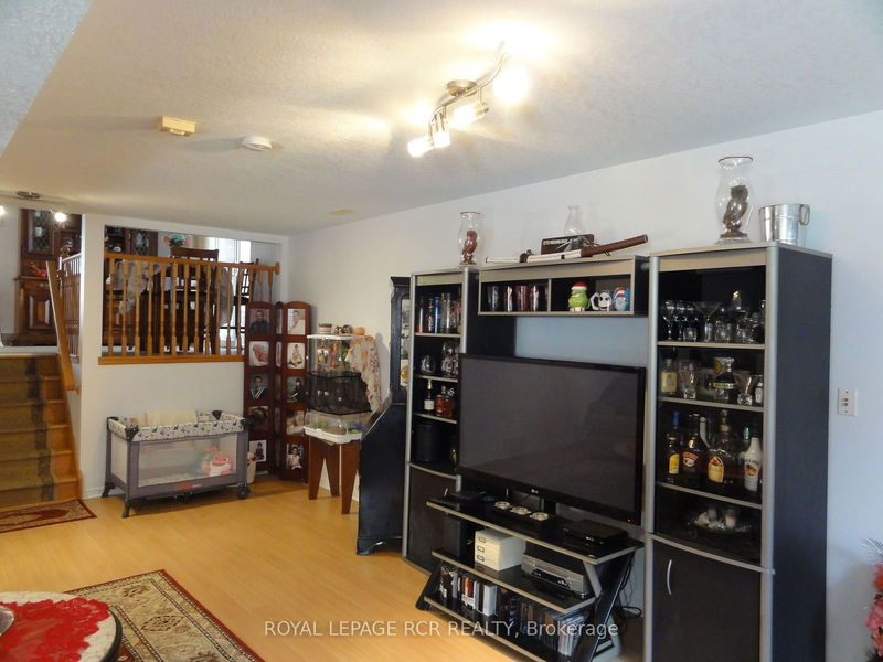 100 Biscayne Cres  Orangeville, L9W 5E5 | Image 11