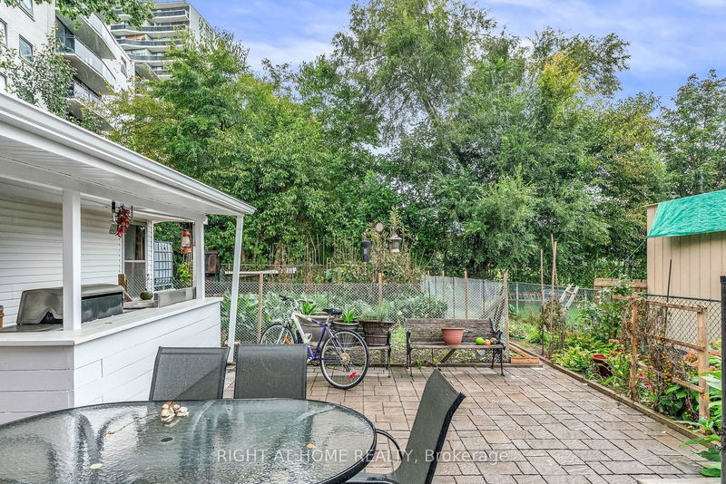 413 Bartos Dr  Oakville, L6K 3E5 | Image 20