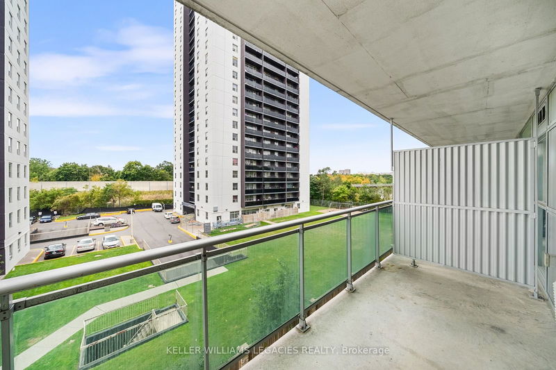  405 - 2464 Weston Rd  Toronto, M9N 0A2 | Image 15