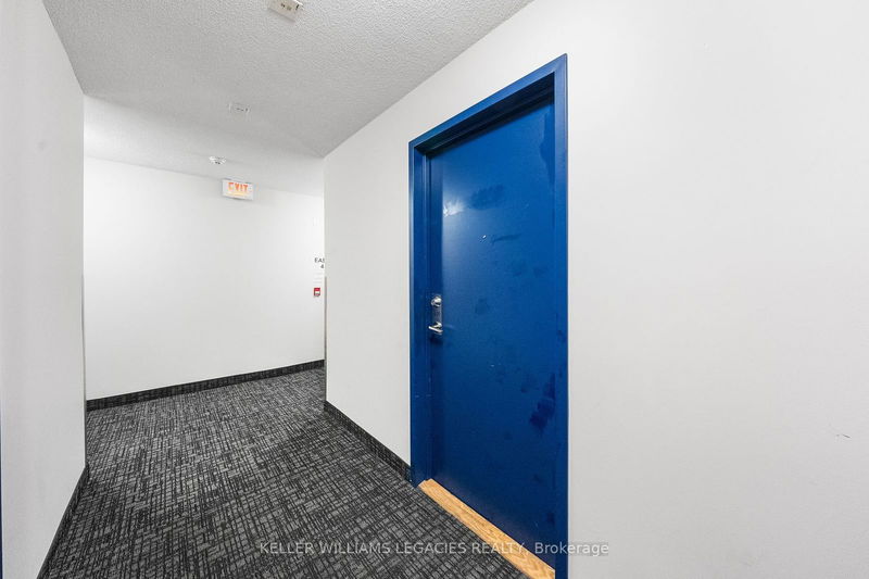  405 - 2464 Weston Rd  Toronto, M9N 0A2 | Image 16