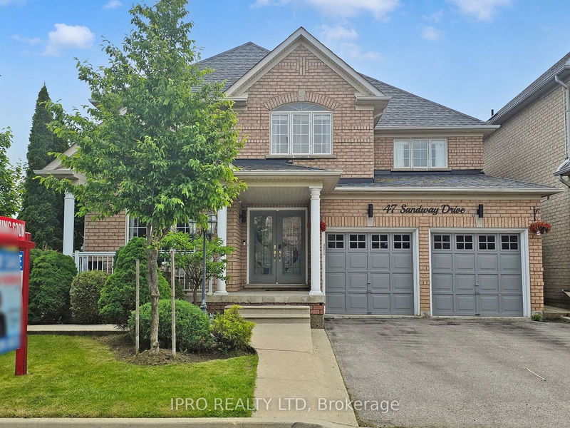 47 Sandway Dr  Brampton, L7A 2T8 | Image 2