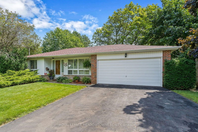 36 Regan Cres  Halton Hills, L7G 1B1 | Image 3