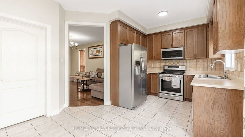 97 Seahorse Ave  Brampton, L6V 4N5 | Image 11