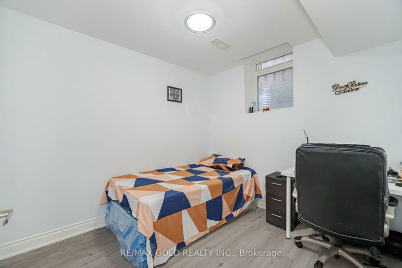 3 Bloom Dr  Brampton, L6P 3C4 | Image 22