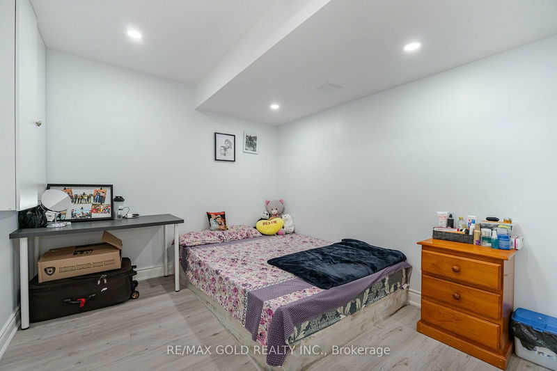 3 Bloom Dr  Brampton, L6P 3C4 | Image 23