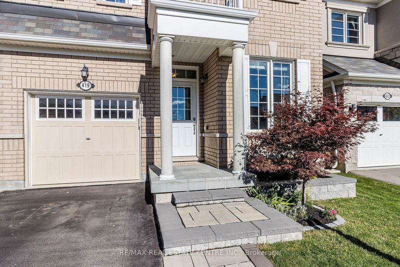 419 English Mill Crt  Milton, L9E 0A6 | Image 2