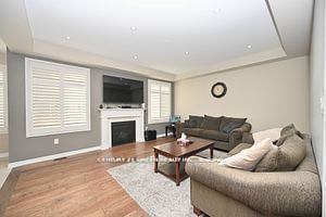 31 Mincing Tr  Brampton, L6S 5T4 | Image 7