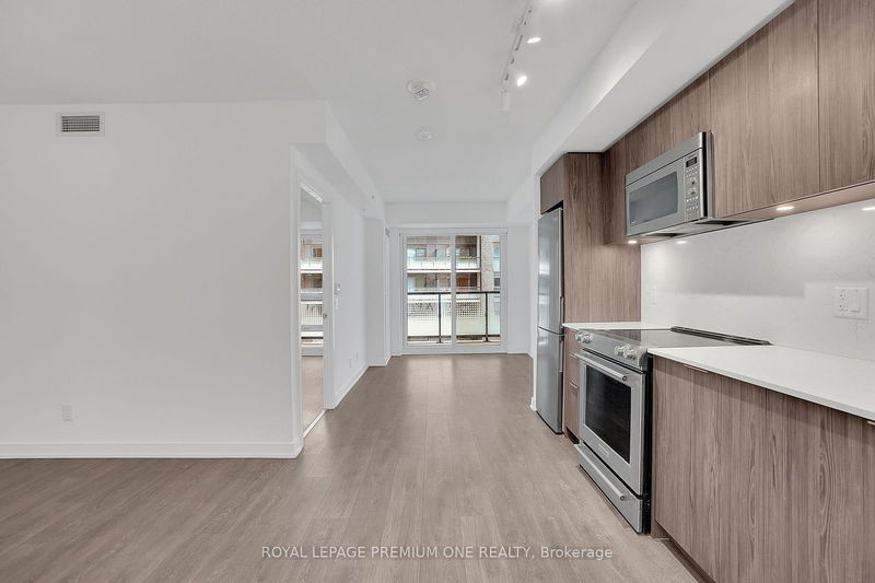  308 - 30 Samuel Wood Way  Toronto, M9B 0C5 | Image 3