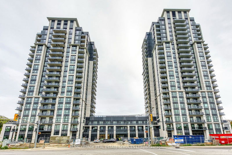 home for lease on 910W-202 Burnhamthorpe Road E