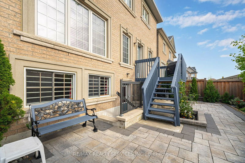 46 Hammerhead Rd  Brampton, L7A 4P9 | Image 25