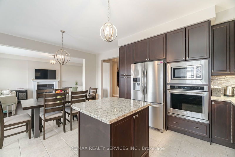 46 Hammerhead Rd  Brampton, L7A 4P9 | Image 8