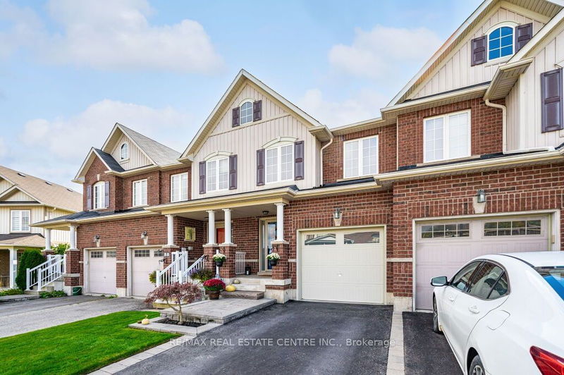 56 Victor Large Way  Orangeville, L9W 0B6 | Image 2