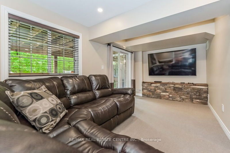 56 Victor Large Way  Orangeville, L9W 0B6 | Image 29