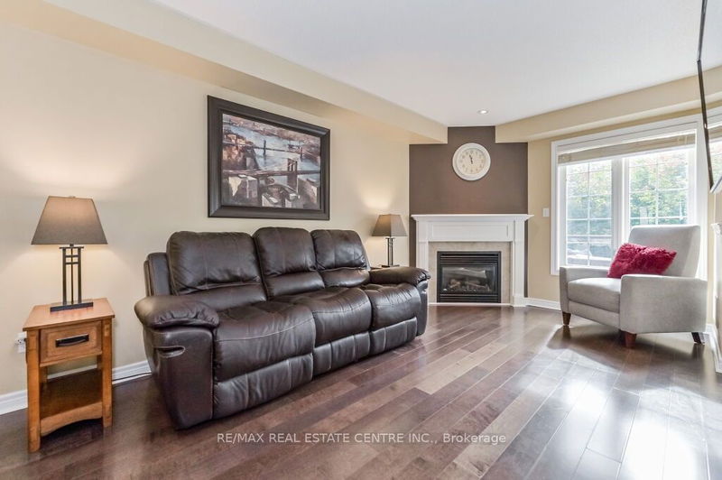 56 Victor Large Way  Orangeville, L9W 0B6 | Image 5