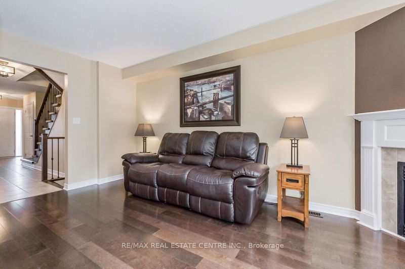 56 Victor Large Way  Orangeville, L9W 0B6 | Image 7