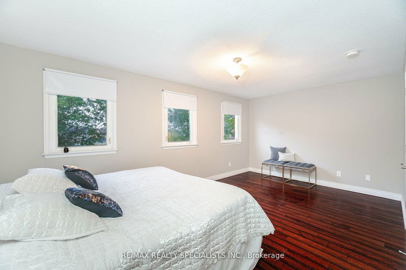 28 Meadow Bush Crt  Brampton, L6S 5B6 | Image 20