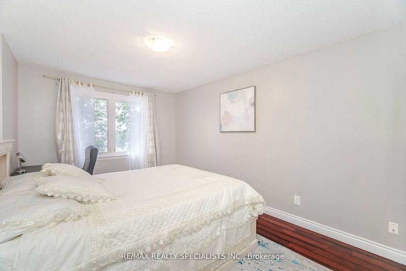 28 Meadow Bush Crt  Brampton, L6S 5B6 | Image 22