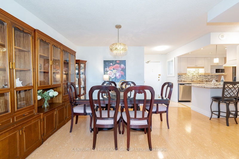  1703 - 812 Burnhamthorpe Rd  Toronto, M9C 4W1 | Image 24