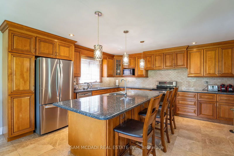 3006 Cornish Rd  Mississauga, L5L 4V5 | Image 12