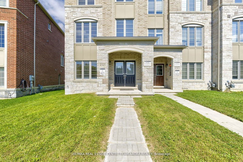 8585 Financial Dr  Brampton, L6Y 6C4 | Image 3