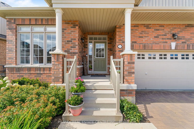 21 Overlea Dr  Brampton, L6R 4B5 | Image 4