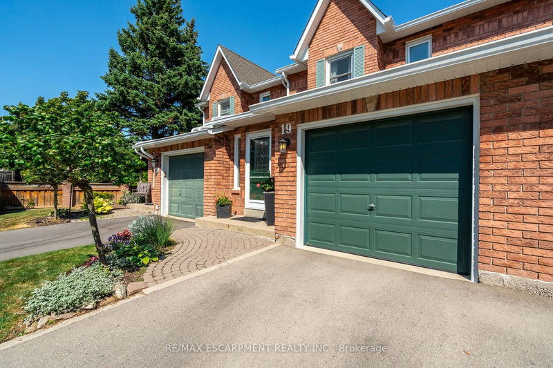  19 - 2155 Duncaster Dr  Burlington, L7P 4R4 | Image 2