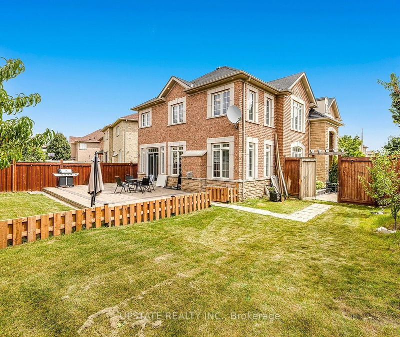 8047 Financial Dr  Brampton, L6Y 0M9 | Image 35