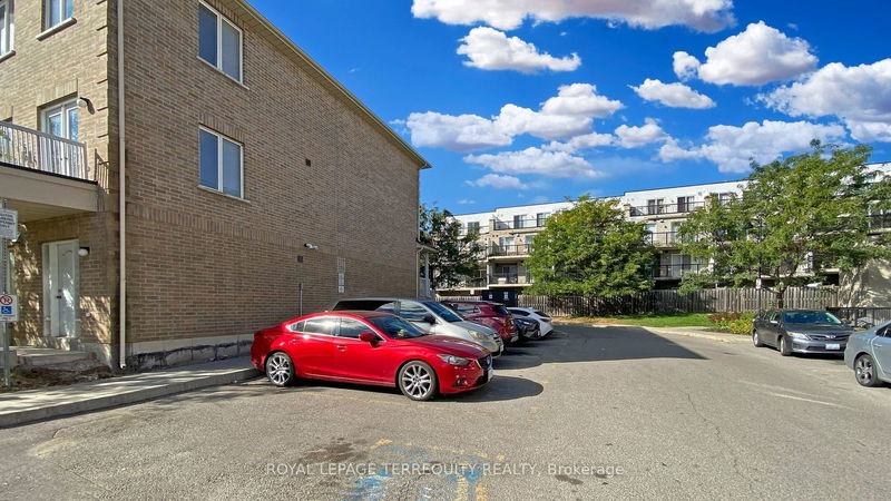  2027 - 3031 Finch Ave W Toronto, M9M 0A3 | Image 27