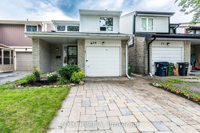 24 Wallis Cres  Toronto, M9V 4K3 | Image 1