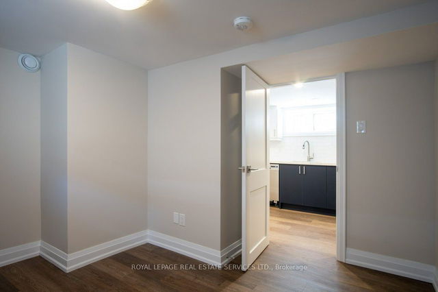 Lower - 256 Annette Street