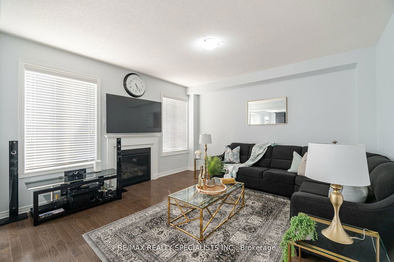 29 Ezra Cres  Brampton, L7A 5A6 | Image 14