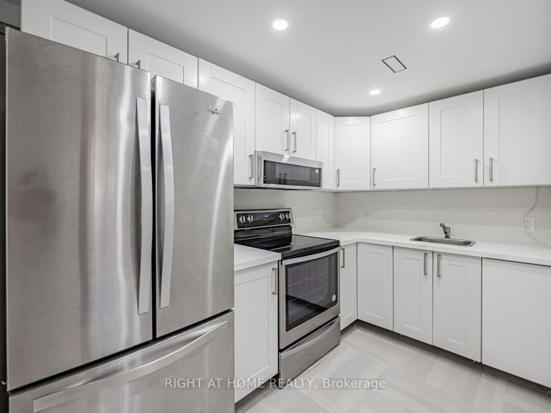 227 Renforth Dr  Toronto, M9C 2K8 | Image 31