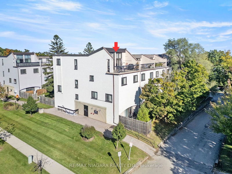  142 - 1058 Falgarwood Dr  Oakville, L6H 2P3 | Image 1