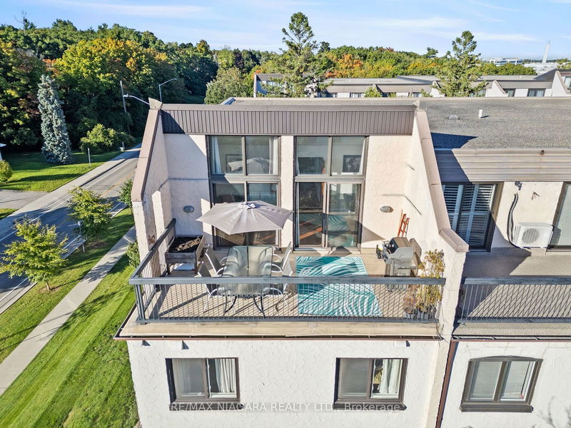  142 - 1058 Falgarwood Dr  Oakville, L6H 2P3 | Image 32