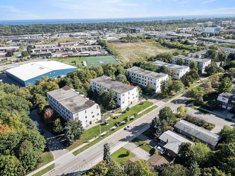  142 - 1058 Falgarwood Dr  Oakville, L6H 2P3 | Image 36