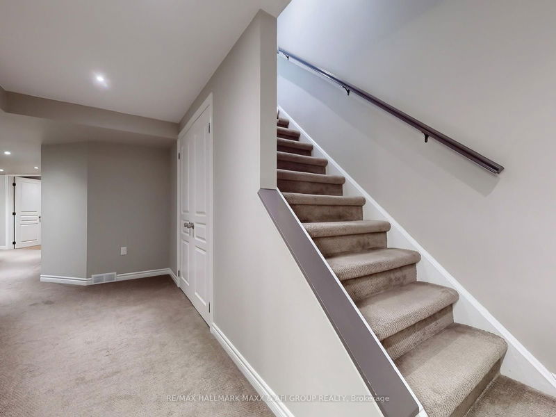 2211 Stratus Dr  Oakville, L6M 4W5 | Image 24