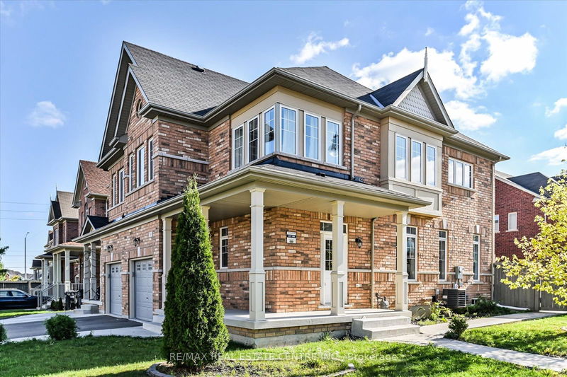 31 Divinity Circ  Brampton, L7A 3Y3 | Image 3