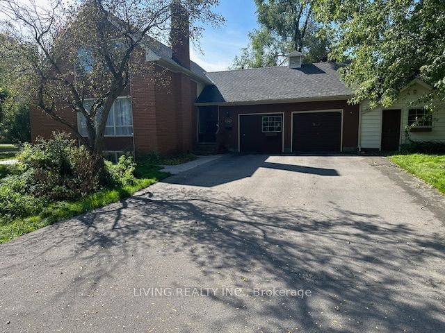 214 Cherryhill Rd  Oakville, L6L 3E2 | Image 1