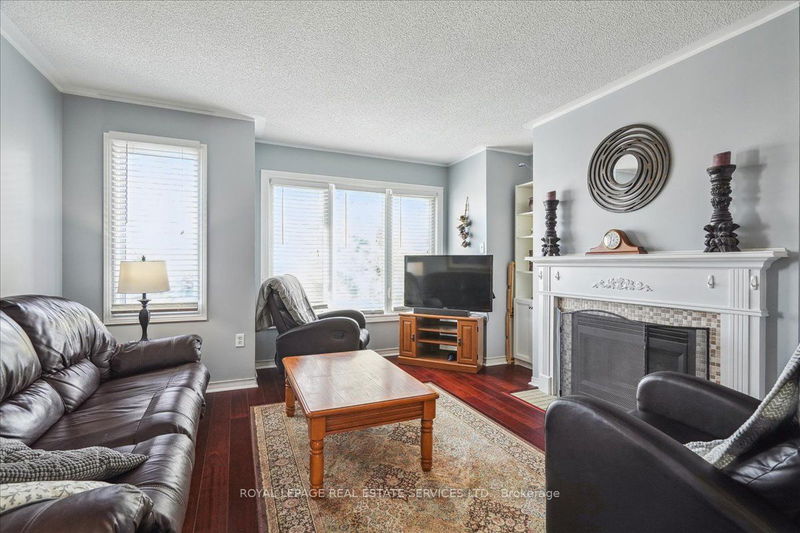 2426 The Promenade   Oakville, L6H 6J7 | Image 12