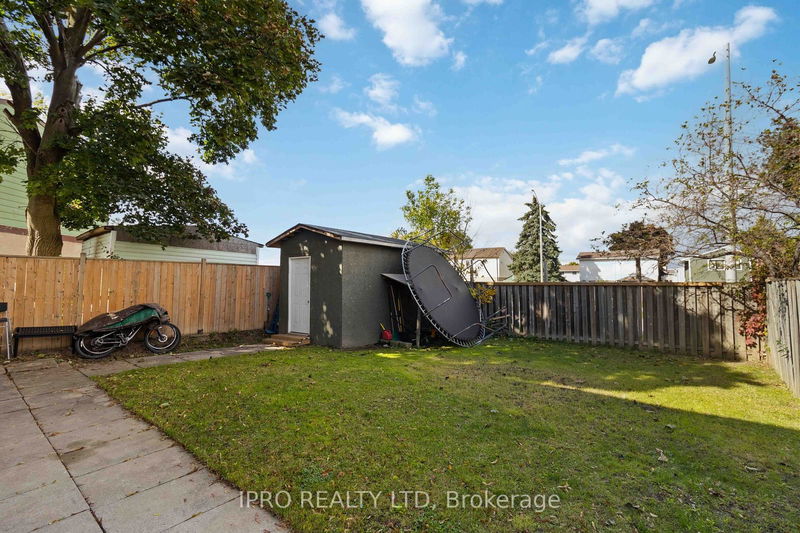 30 Grand Valley Dr W Brampton, L6S 2L1 | Image 25