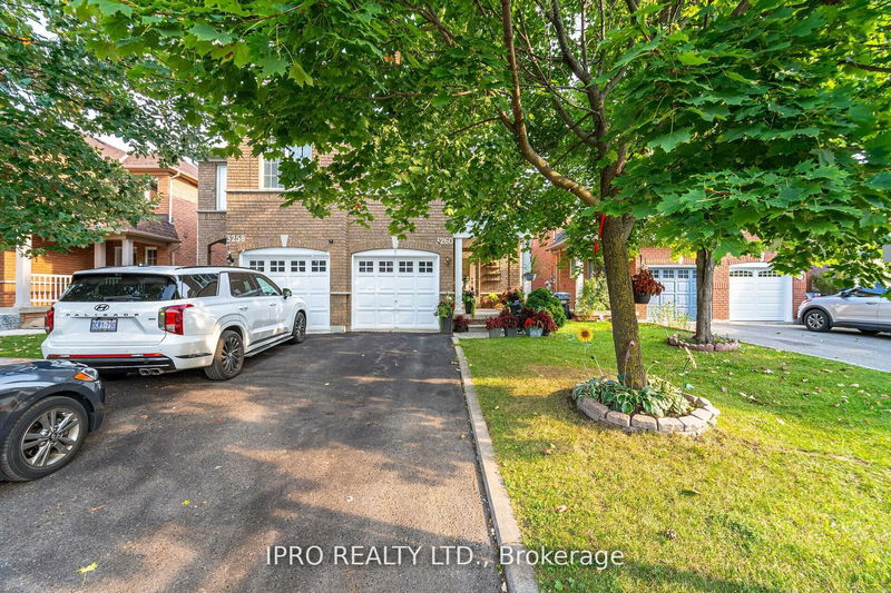 3260 Carabella Way  Mississauga, L5M 6T4 | Image 3